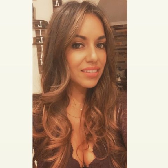 Meet your Posher, Liliana - Picture 1 of 1